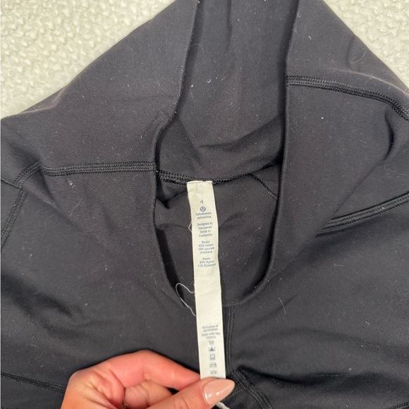 Lululemon Leggings with Mesh Detailing - Picture 4 of 4